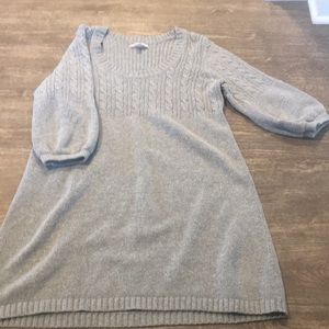 Gray knit dress with Capri sleeves